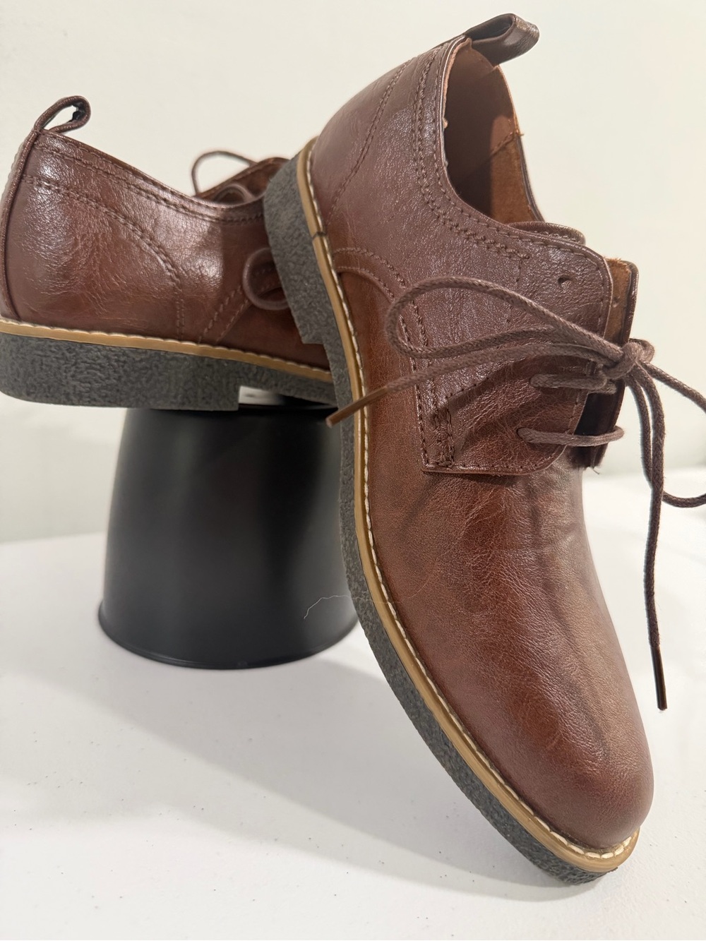 Deer Stags Brown Leather Lace-Up Derby Shoes